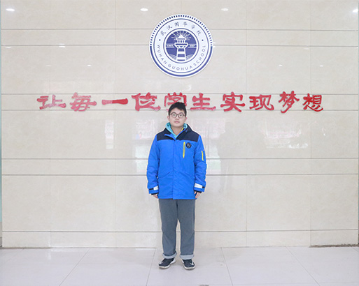 王偉成績